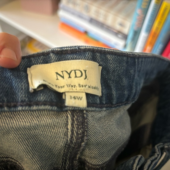 Slim cropped boot cut jeans size 14 NYDJ - Picture 3 of 7